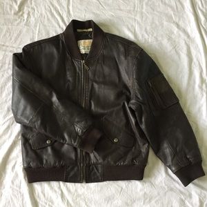 .London Fog. Vintage leather bomber jacket